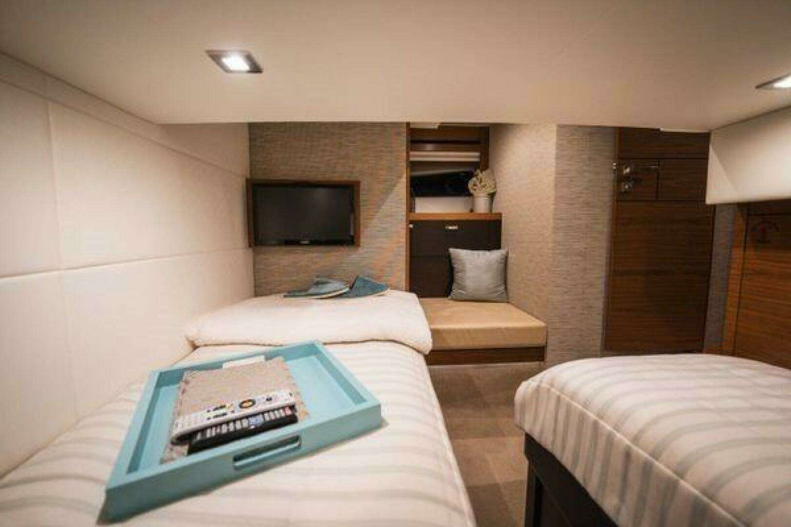 2016 Tiara Yachts 44 Coupe - Image 12