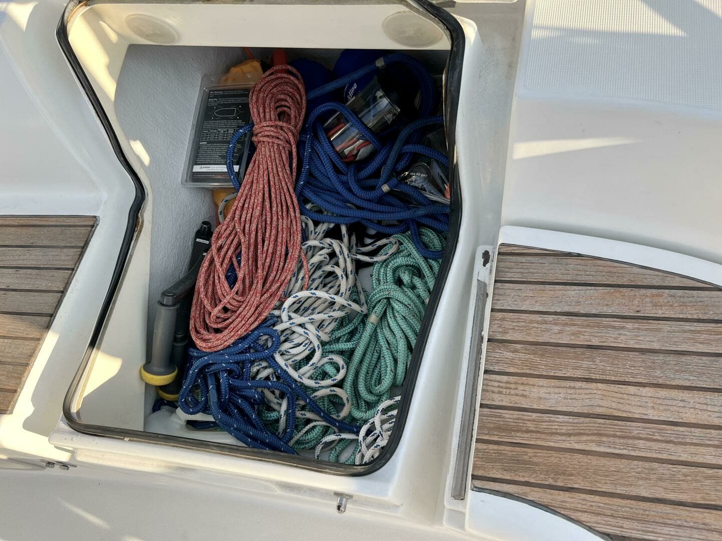2005 Jeanneau Sun Odyssey 35 - Image 34