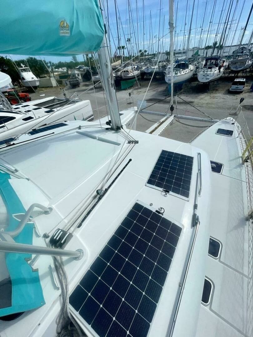 2015 Lagoon 450F - Image 5