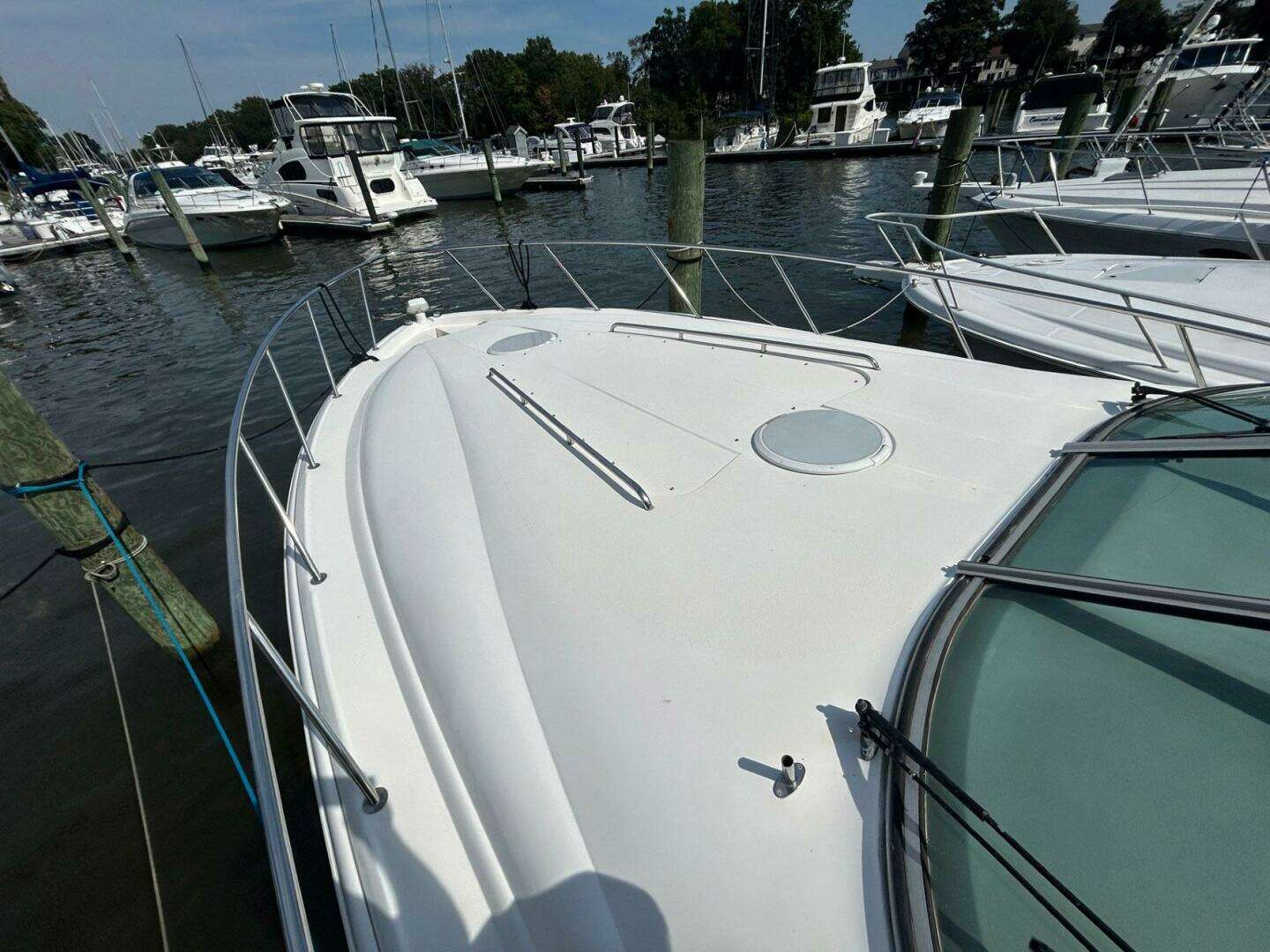 2001 Wellcraft 3700 Martinique - Image 6