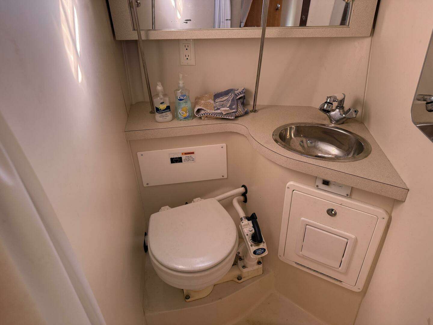 2008 Catalina 309 - Image 12