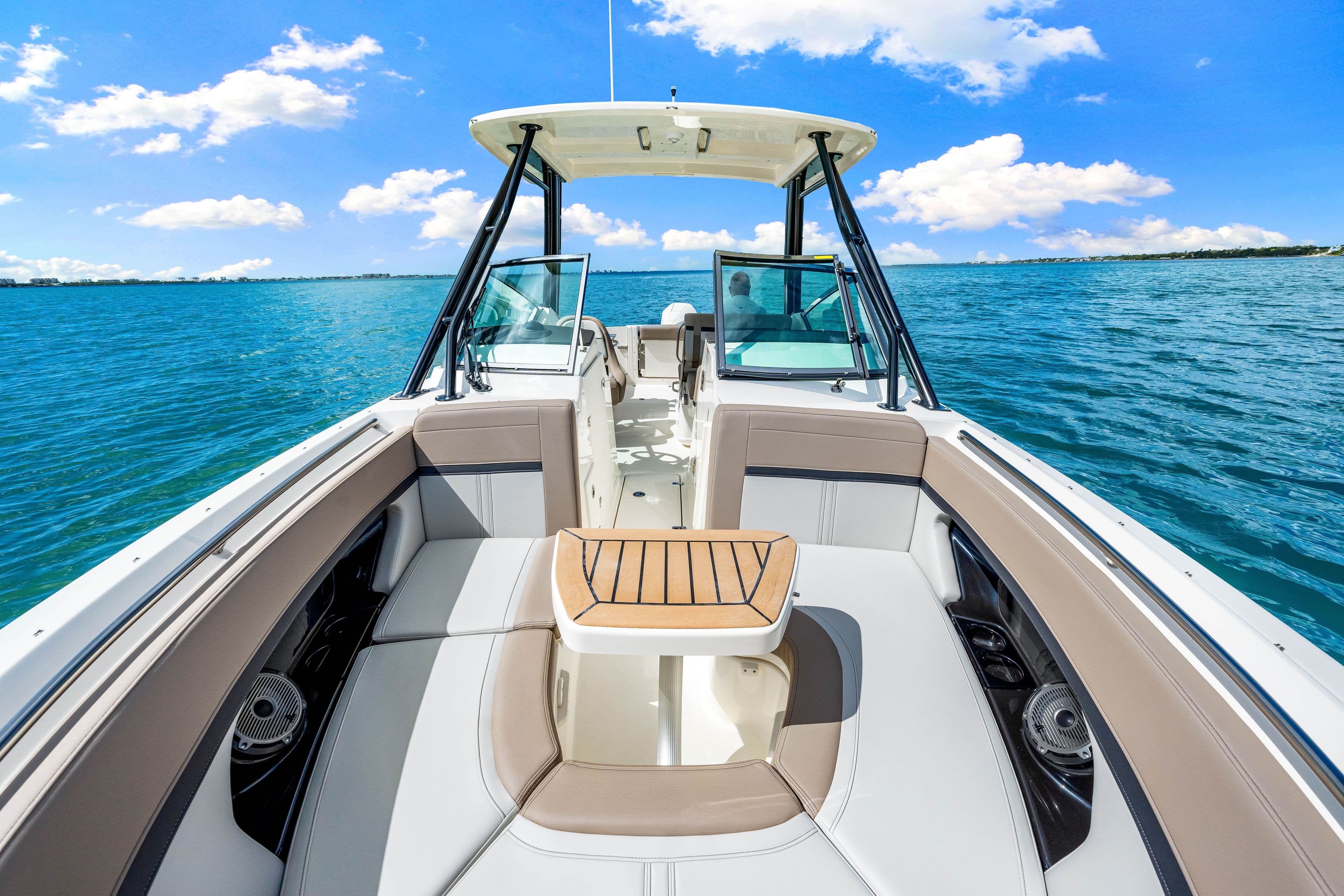 2026 Boston Whaler 240 Vantage - 33