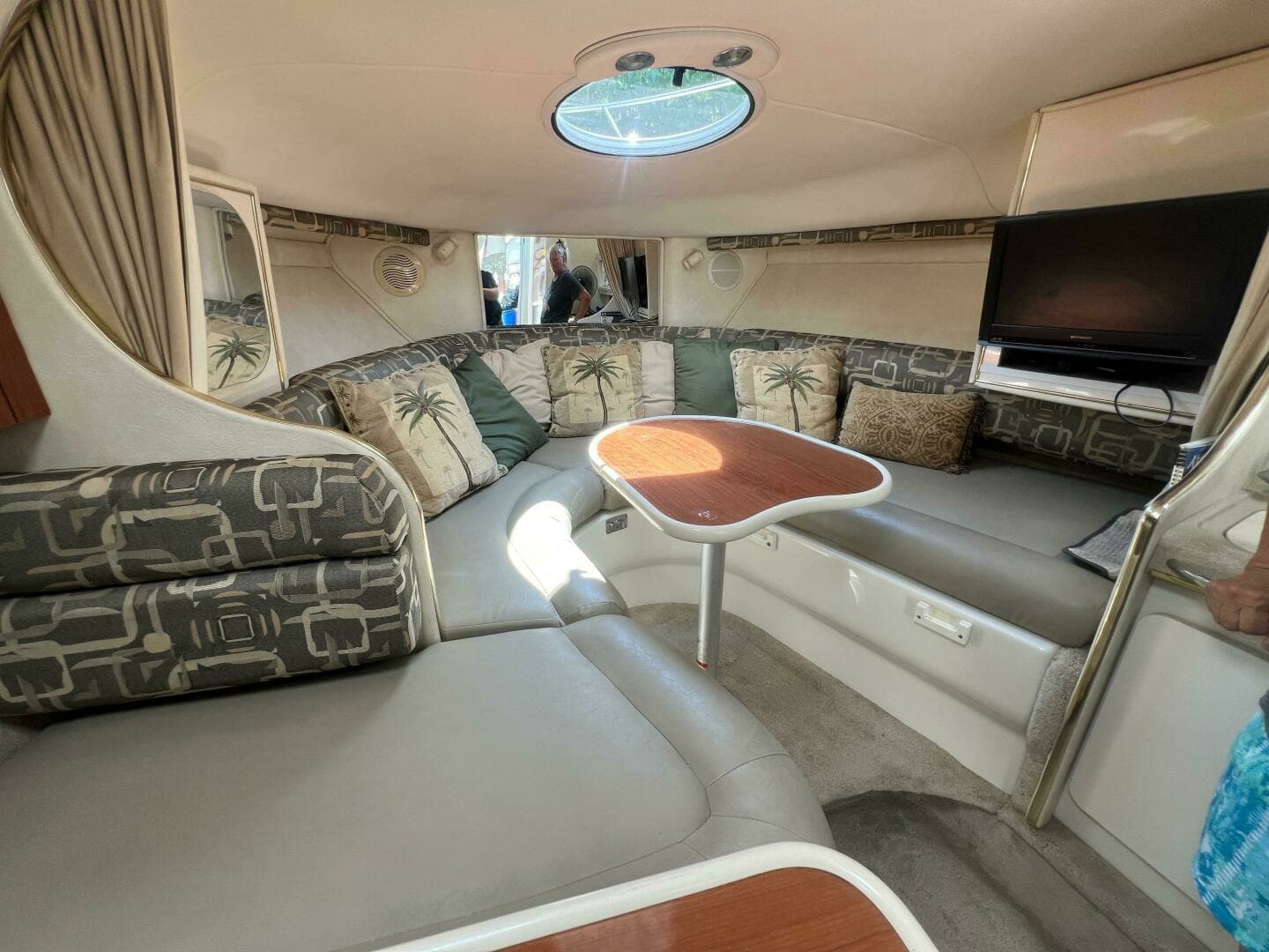 2000 Monterey 302 Cruiser - Image 31