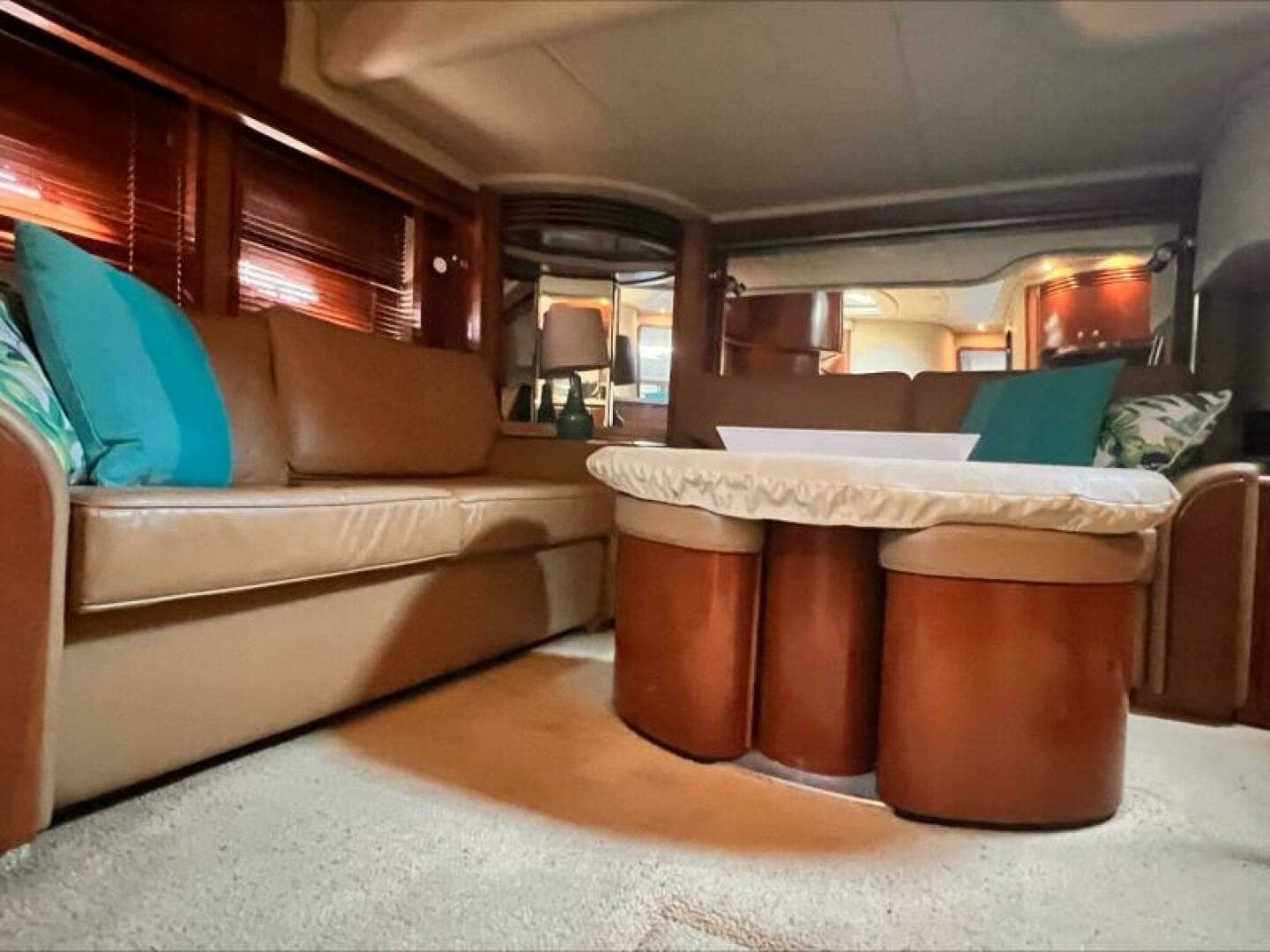 2005 Sea Ray 500 Sundancer - Image 16