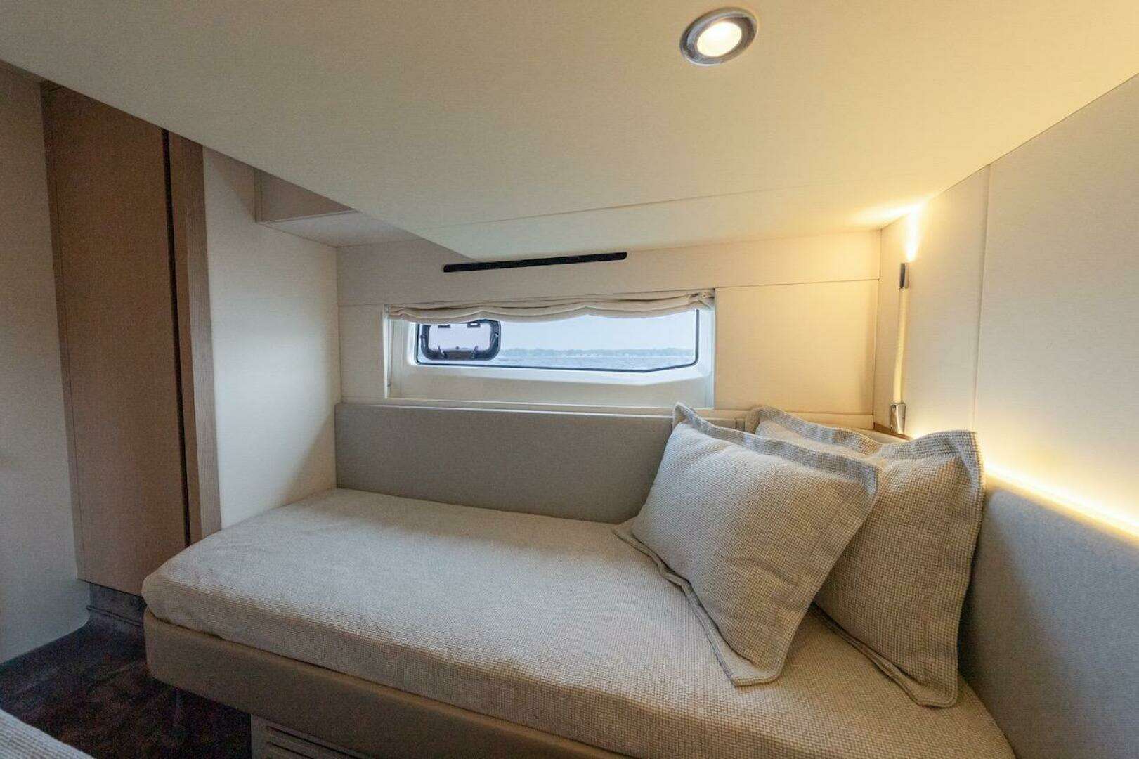 2023 Azimut Fly 53 - Image 100