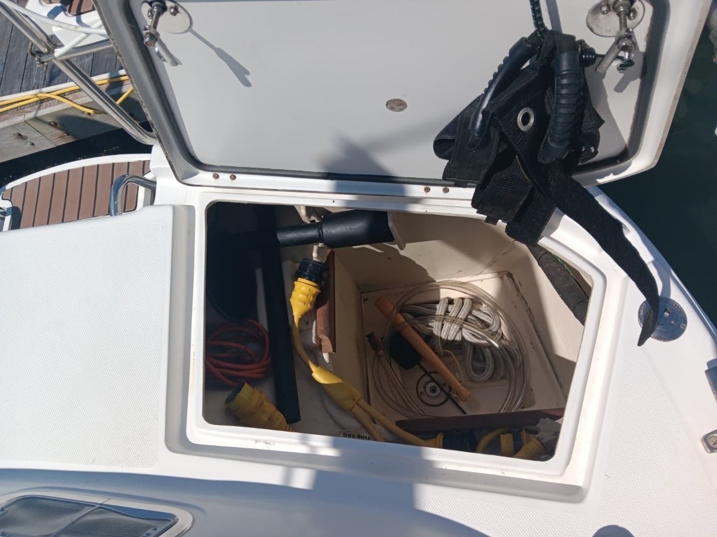 2007 Hunter Center Cockpit - Image 19