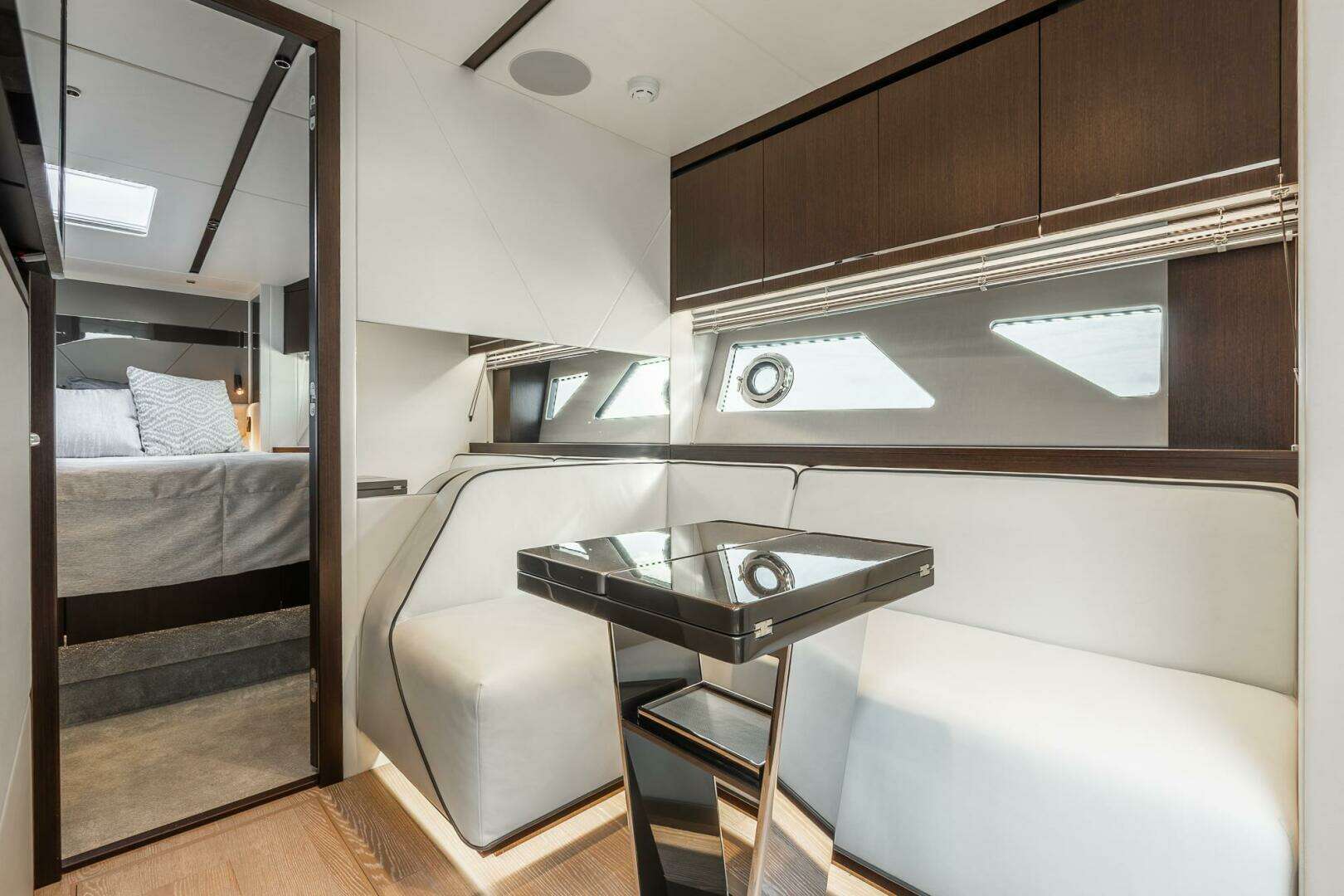 2021 Sunseeker Predator 60 EVO - Image 5