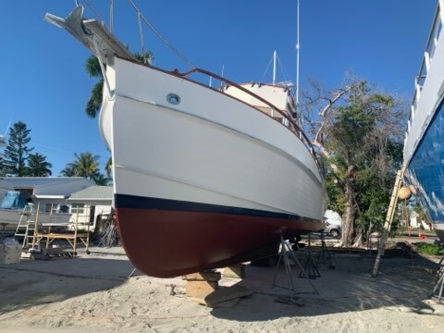 1987 Grand Banks — - Image 34