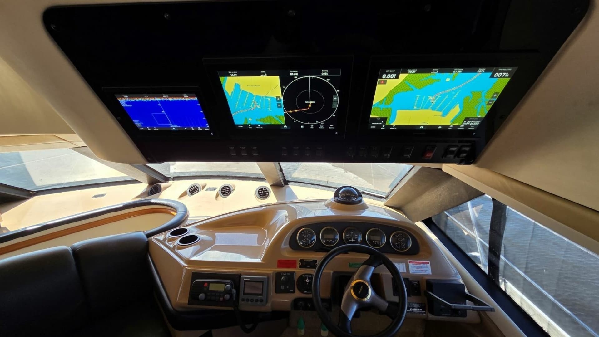 2000 Carver 450 Voyager Pilothouse - Image 14