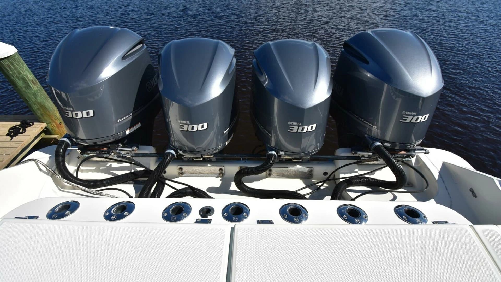 2012 Hydra-Sports 4200 SF - Image 2