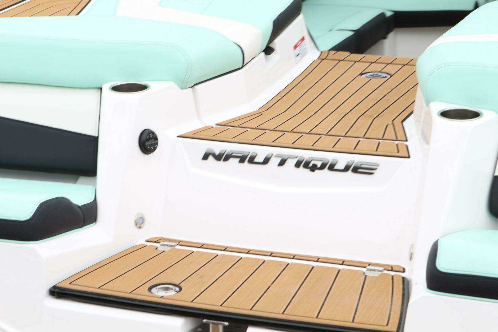 2024 Nautique Super Air G23 - Image 12