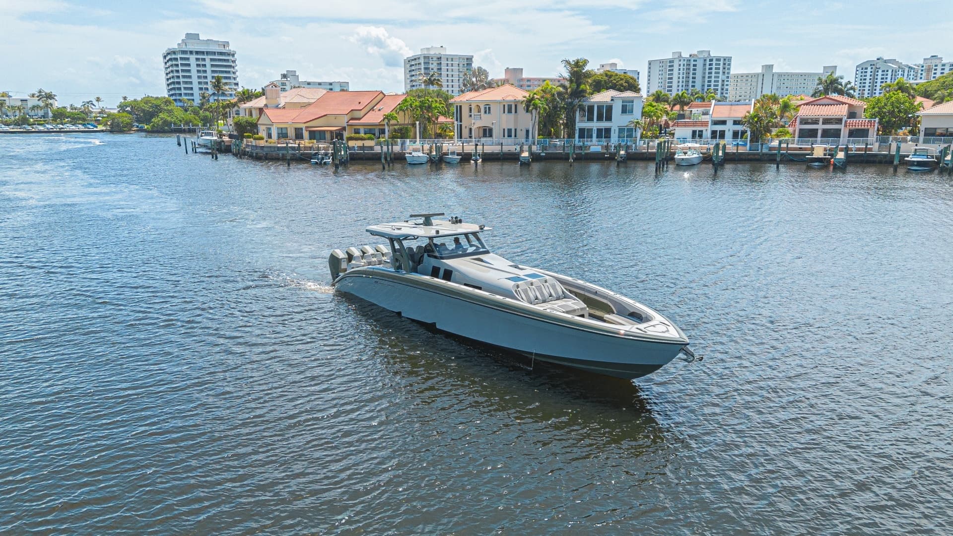 2025 Midnight Express 52 Vitesse - Image 8