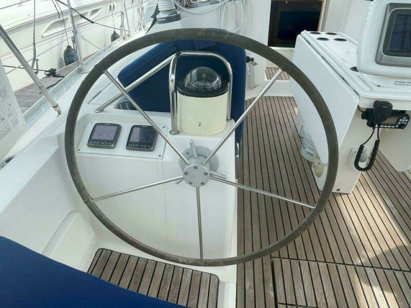 1998 Jeanneau 45.2 - Image 28