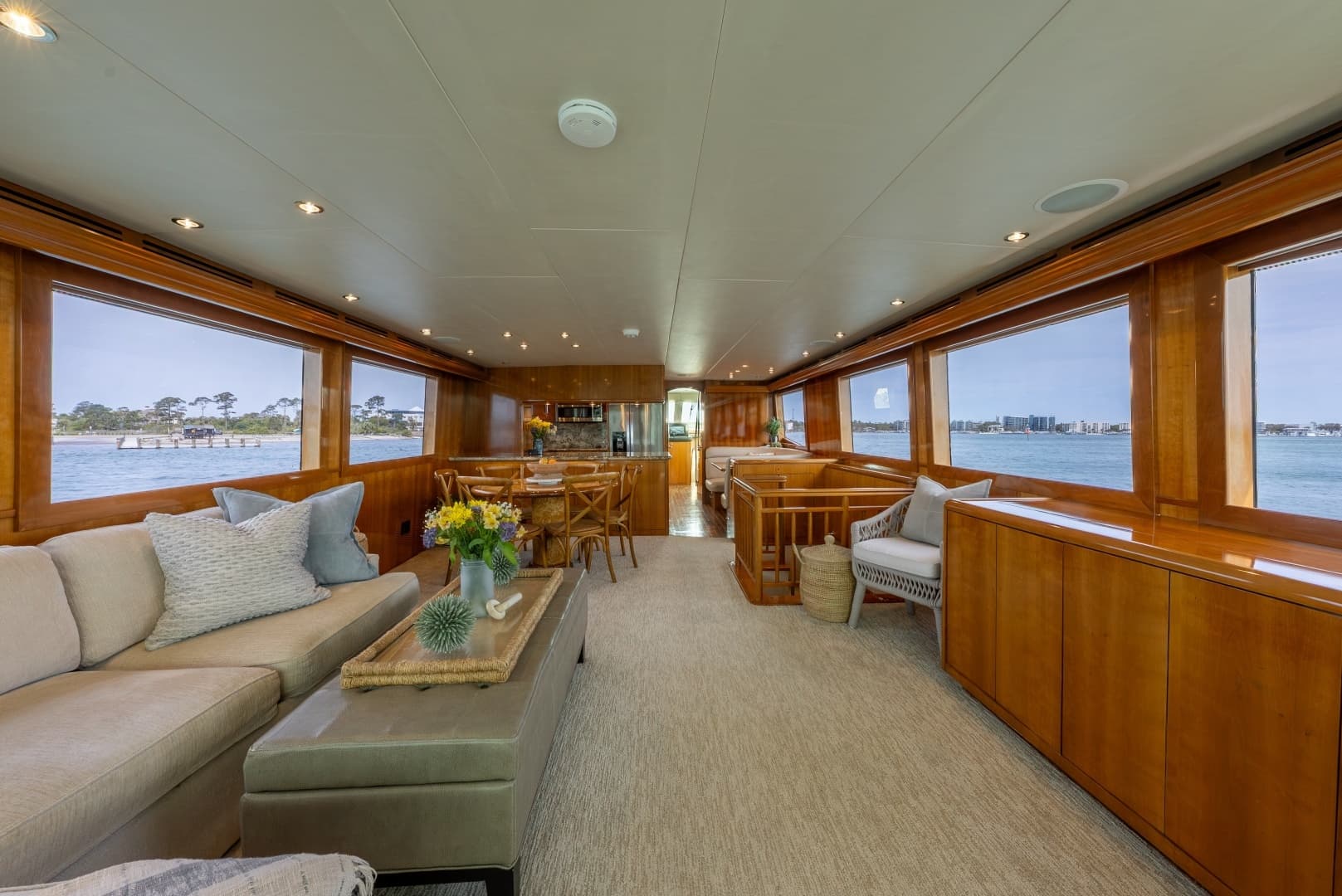 2004 Hatteras Sport Deck - Image 2