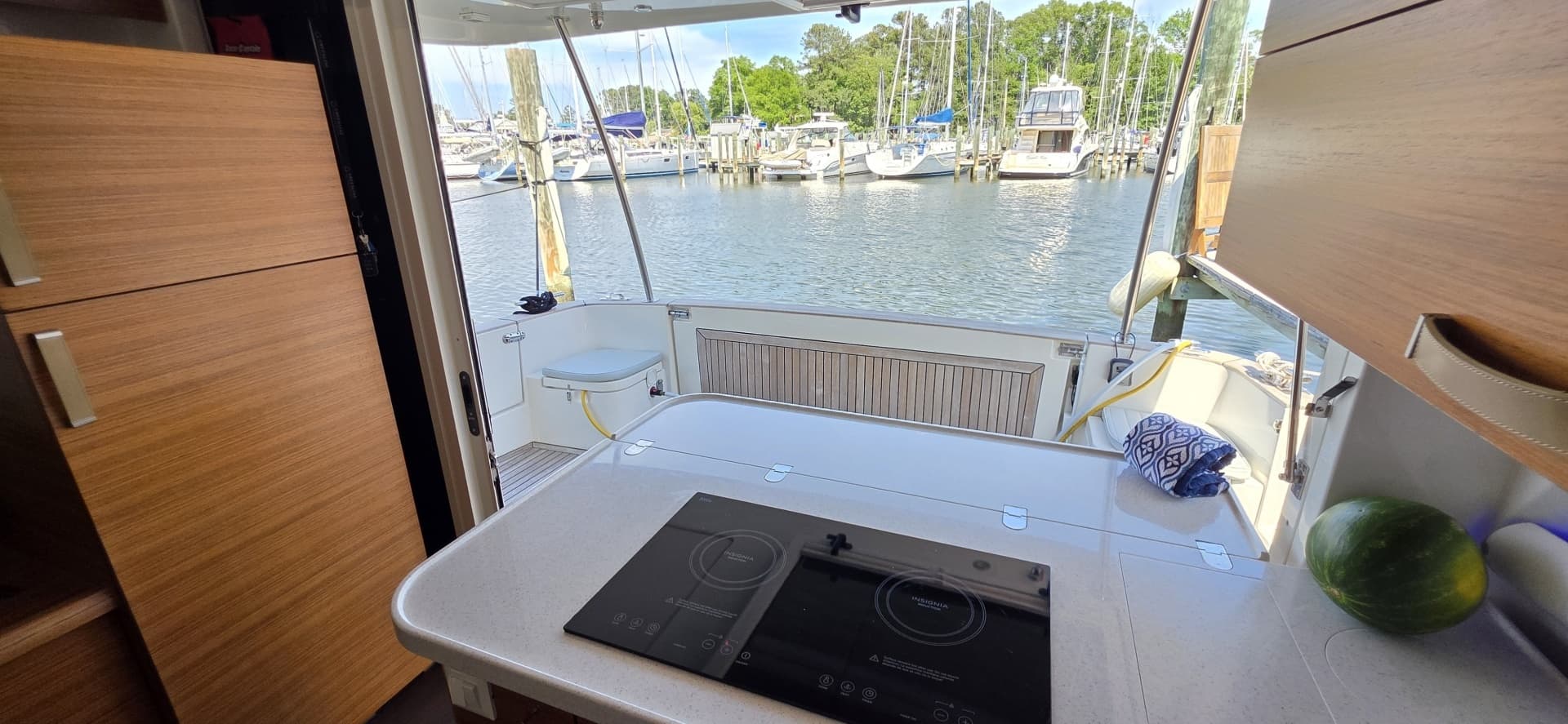 2023 Greenline 40 Hybrid - Image 16