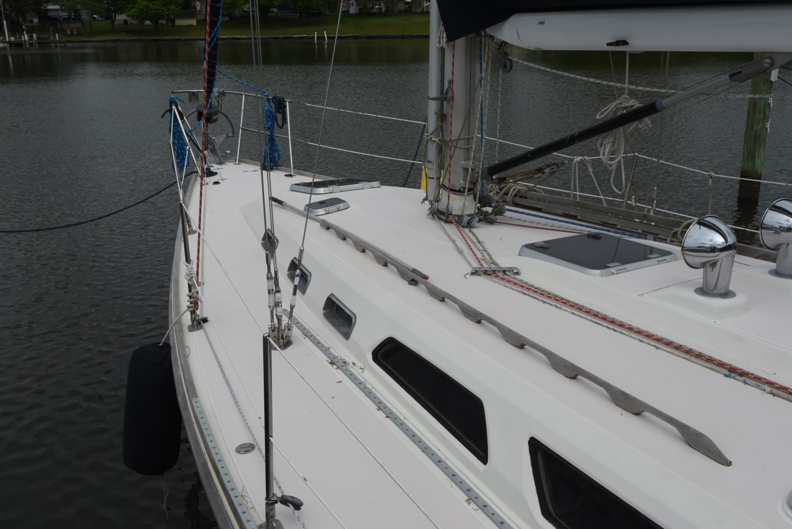 1996 Sabre 402 - Image 5
