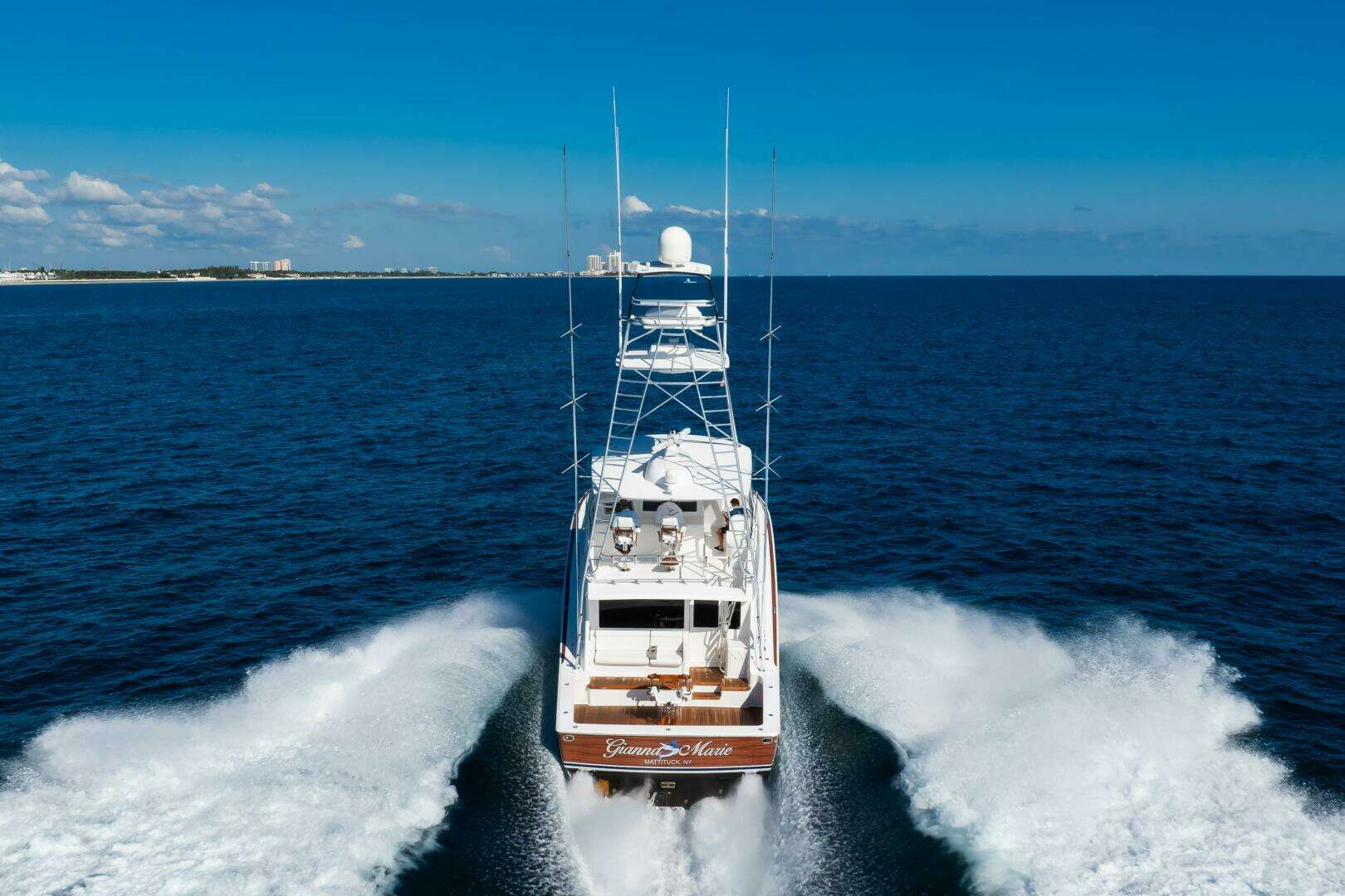 2007 Viking 56 Convertible - Image 33