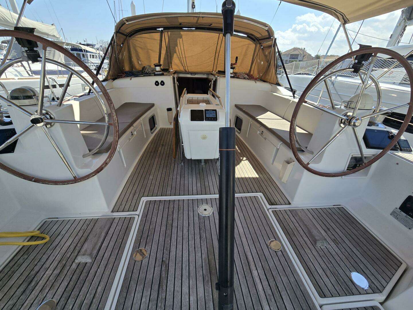 2012 Jeanneau 509 - Image 22