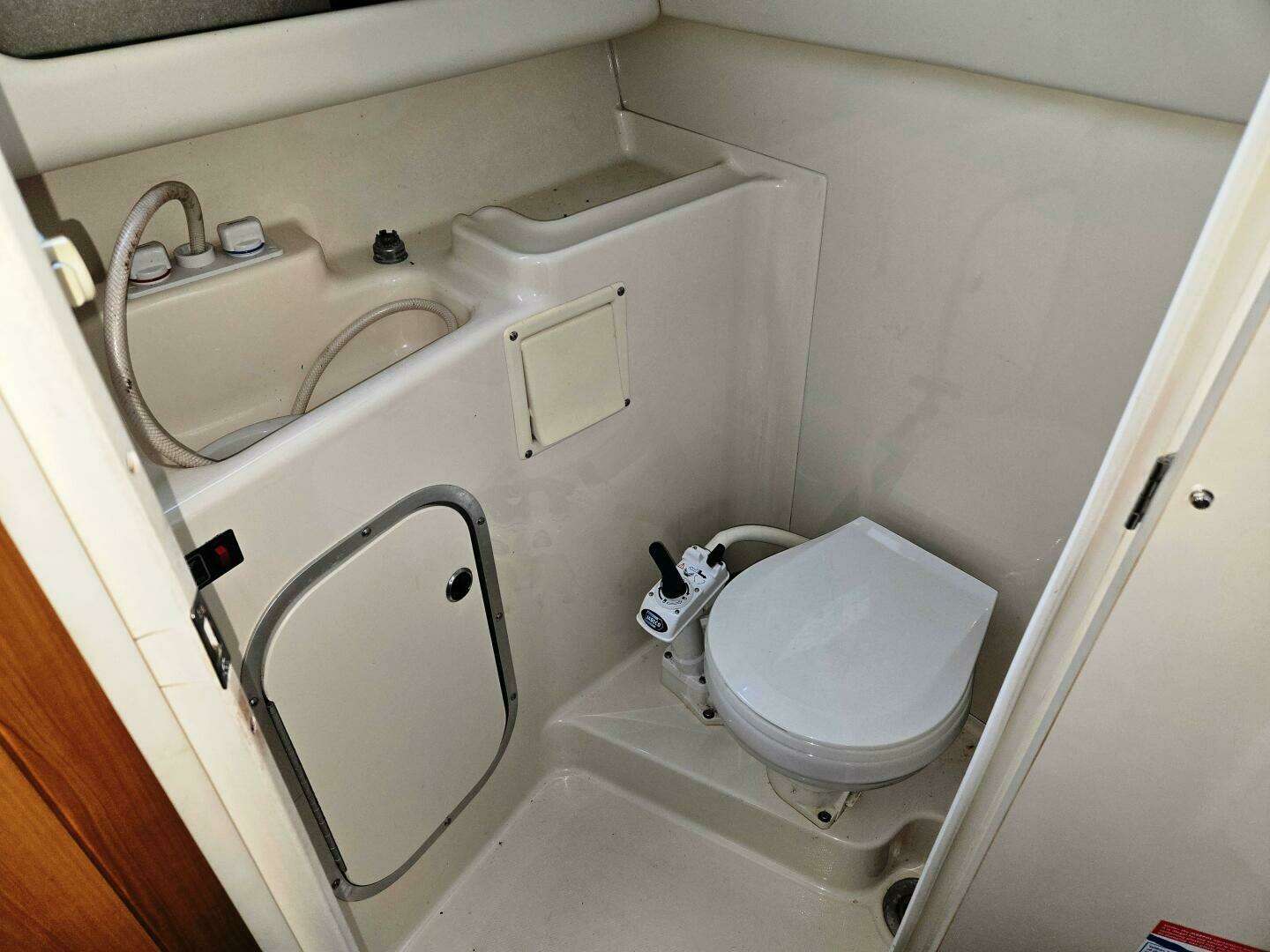 2002 Bayliner 2859 - Image 15