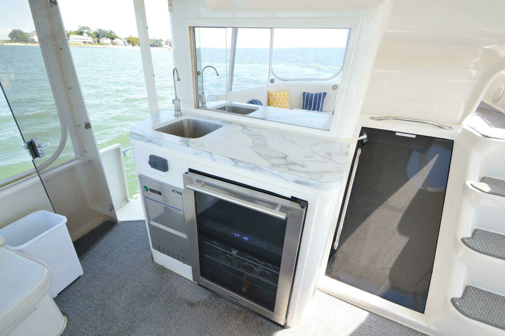1995 Ocean 48 Cockpit Motor Yacht - Image 93