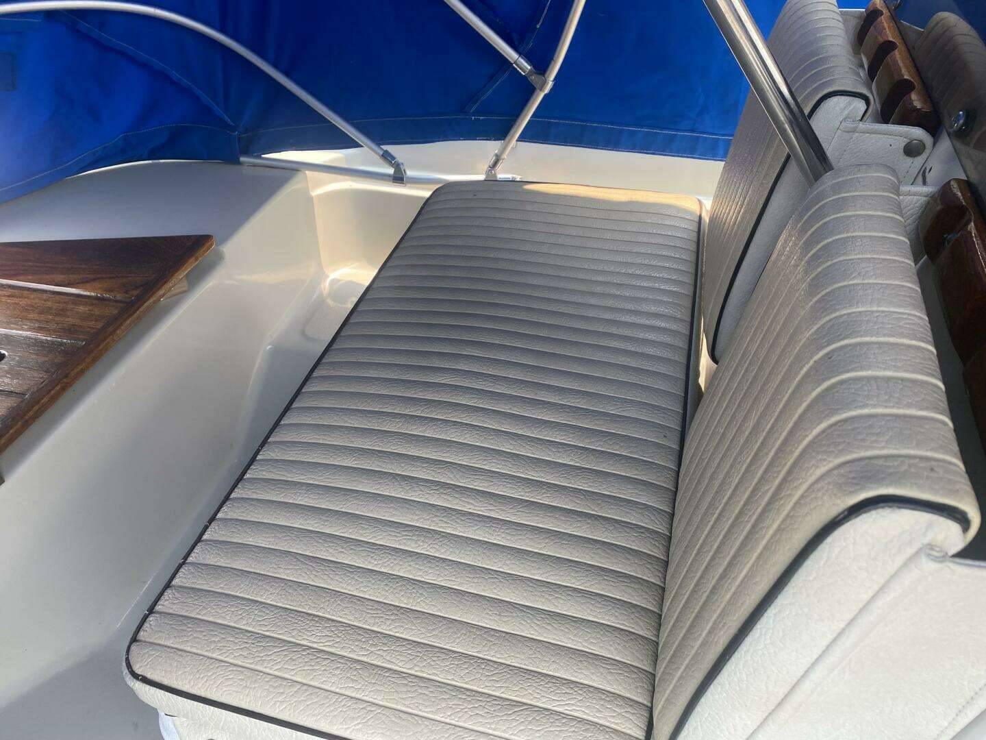 1981 Boston Whaler 17 Montauk - Image 11