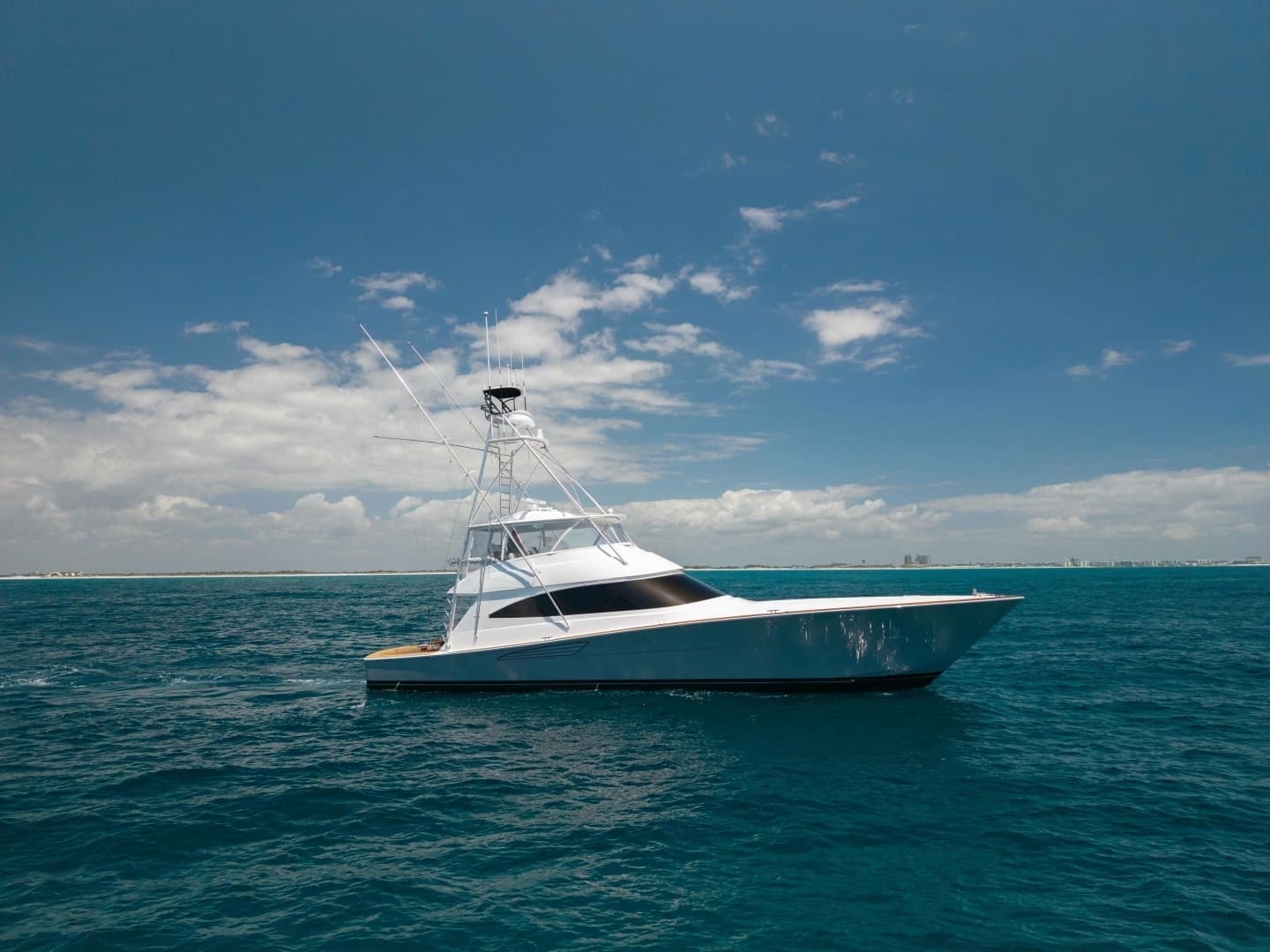 2023 Viking 72 Convertible - Image 97