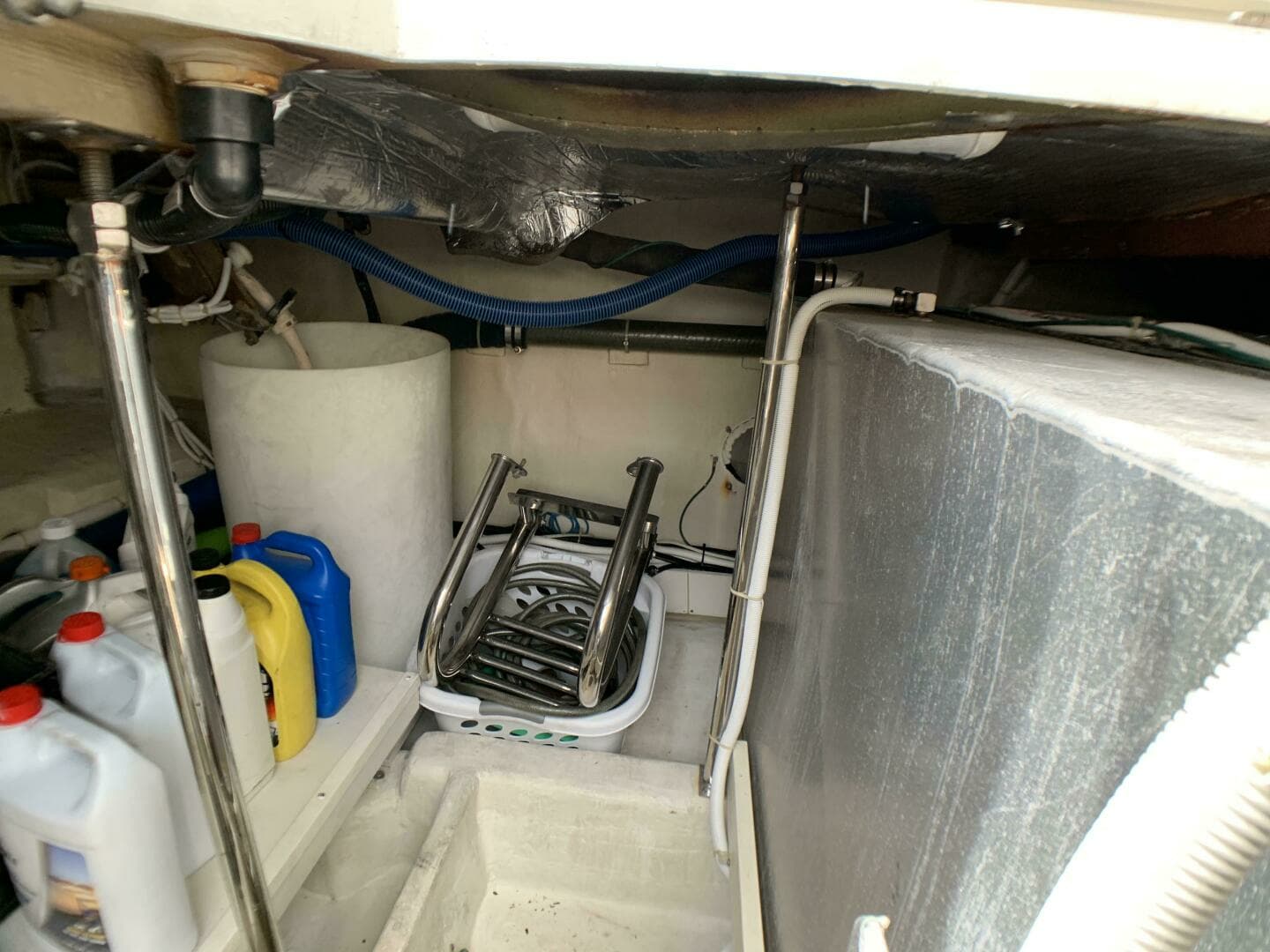 2006 Carver 56 Voyager - Image 52