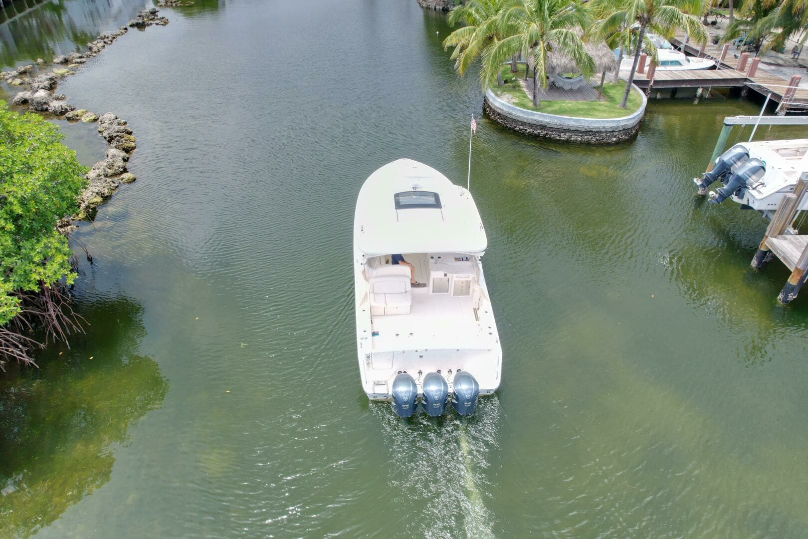 2017 Grady-White — - Image 6
