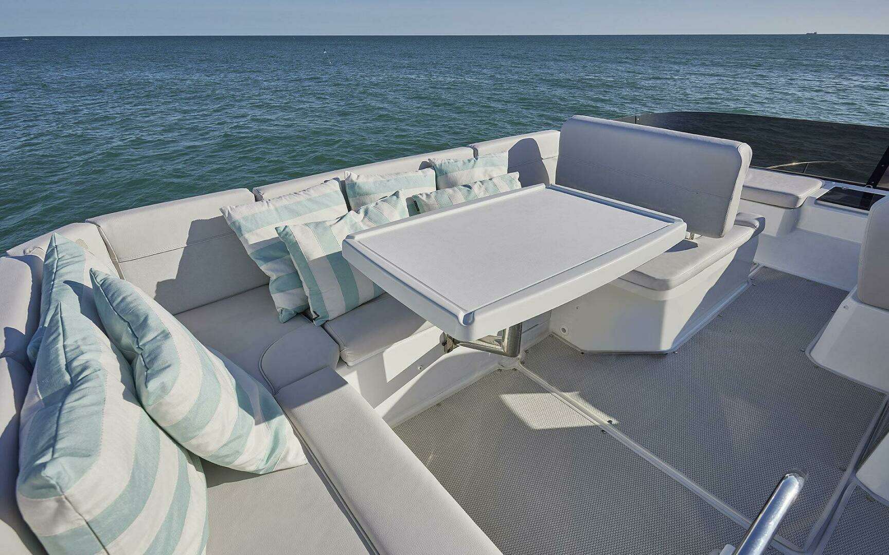 2026 Beneteau Antares 12 Fly - Image 6