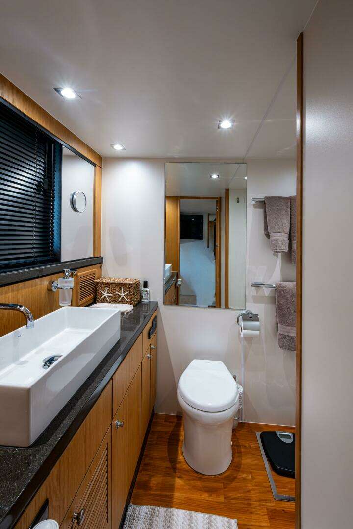 2015 Fairline 78 Squadron - Image 71