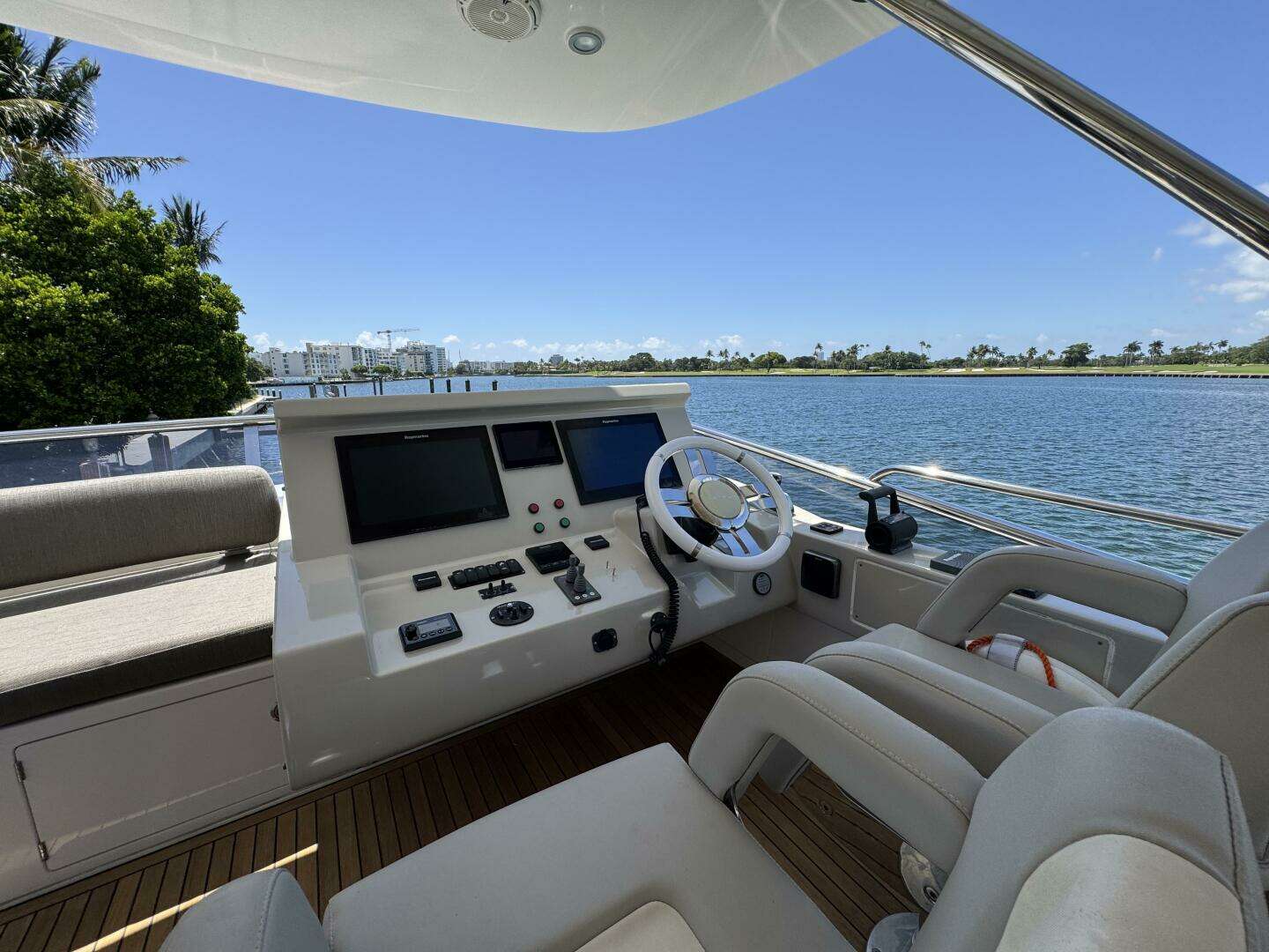 2018 Azimut 66 Flybridge - Image 28