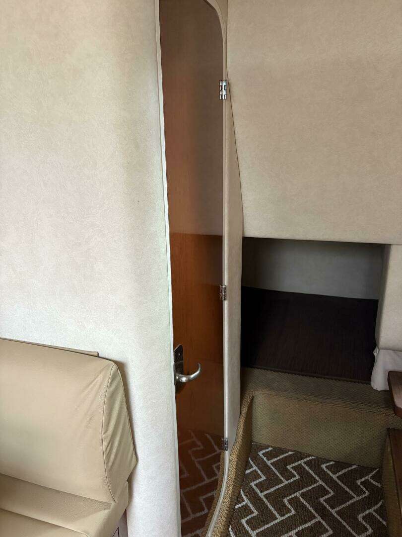 2012 Sea Ray 310 Sundancer - Image 35