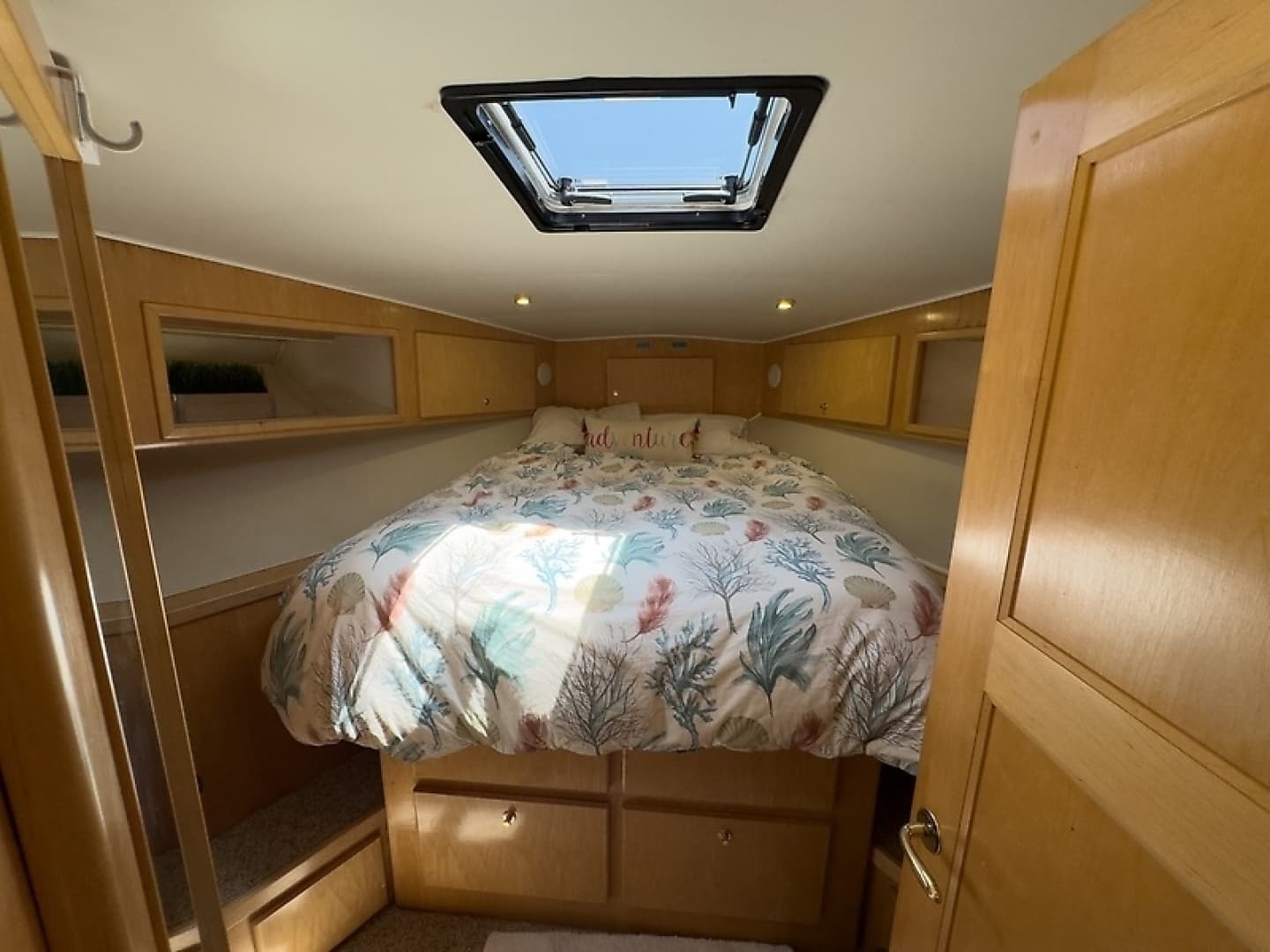 1999 Navigator 5300 - Image 22