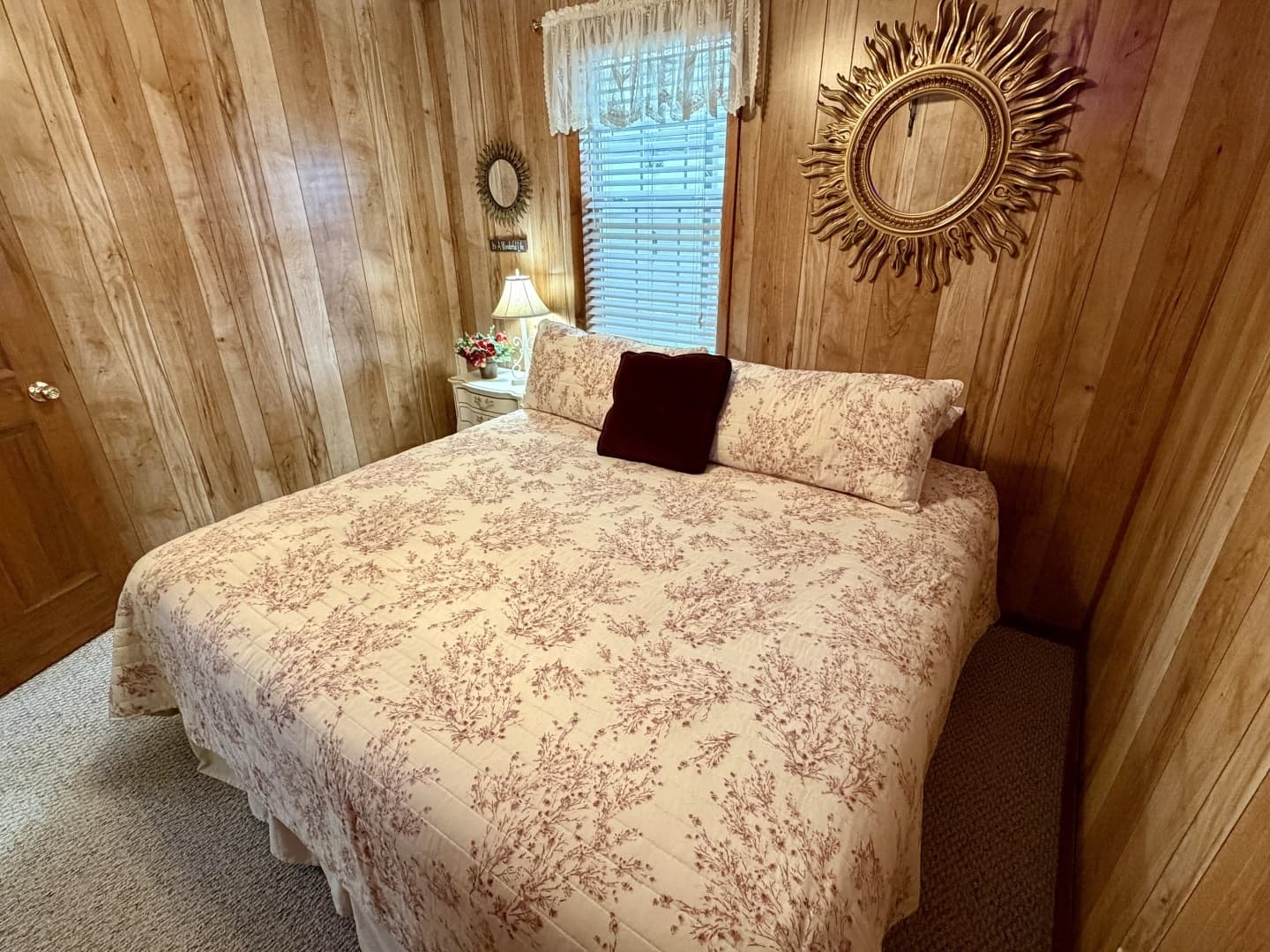 2002 Custom 20 x 53 Floating Cabin - Approx 999/sqft - Image 56