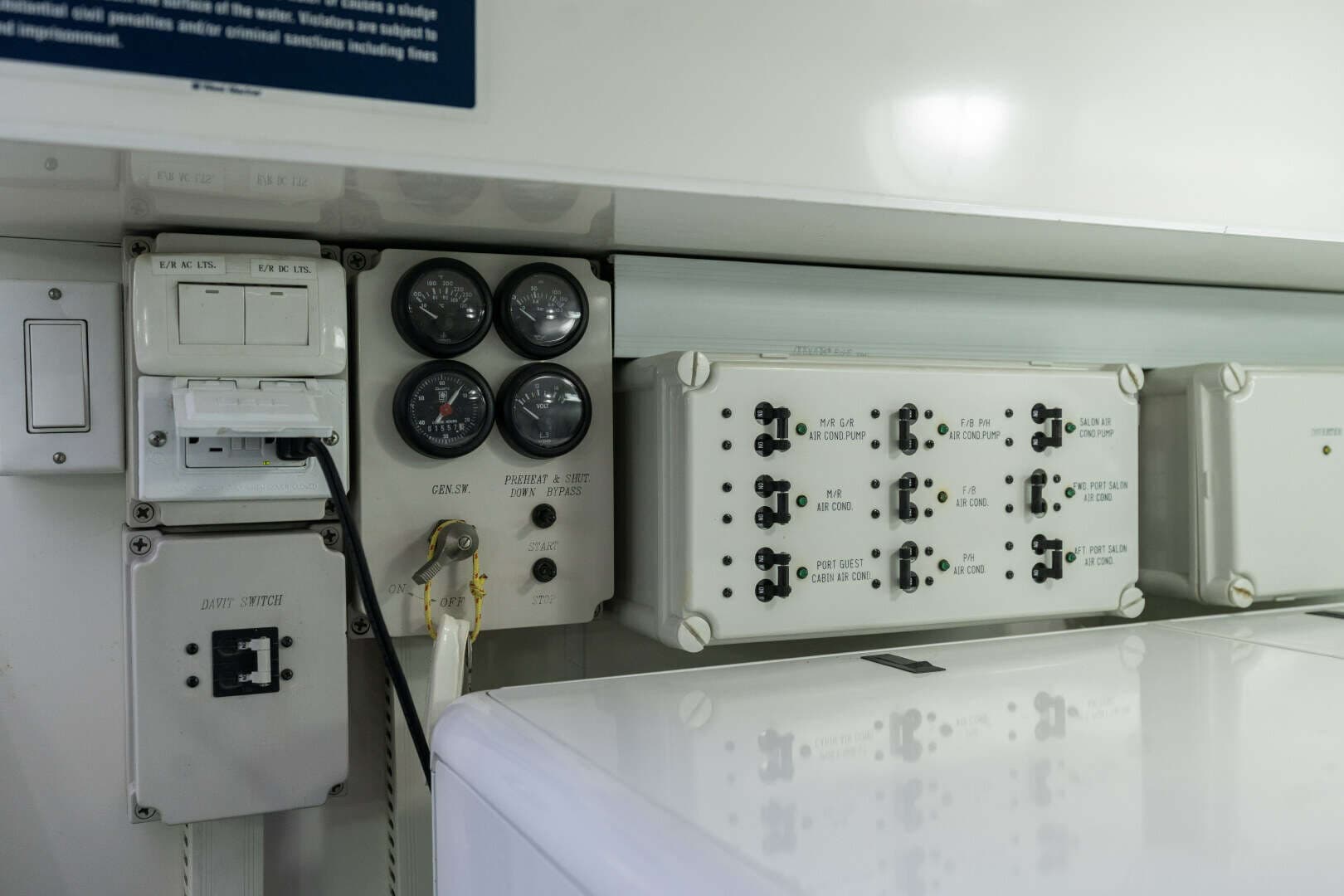 2013 Ocean Alexander 65 PILOTHOUSE - Image 88