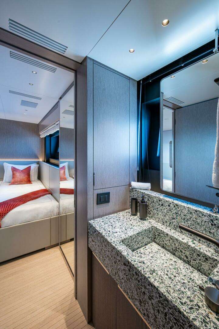 2023 Benetti 34M OASIS - Image 71