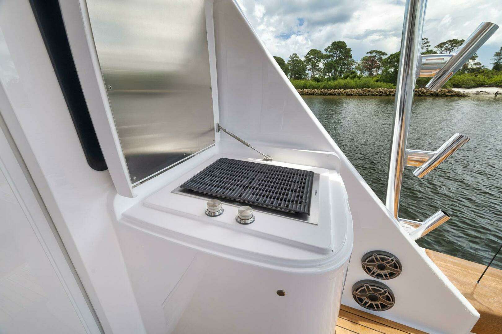 2024 Viking Convertible - Image 27