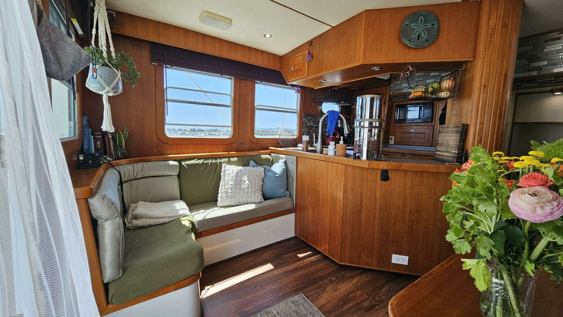 2002 Nordhavn — - Image 8