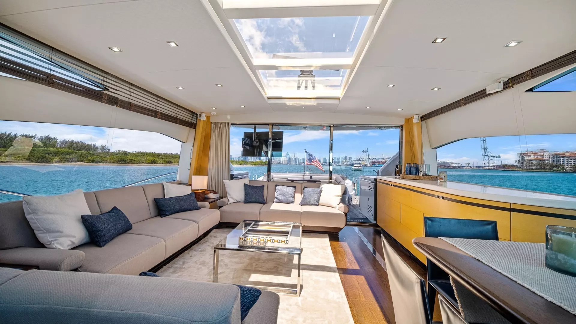 2013 Sunseeker 80 Predator - Image 21