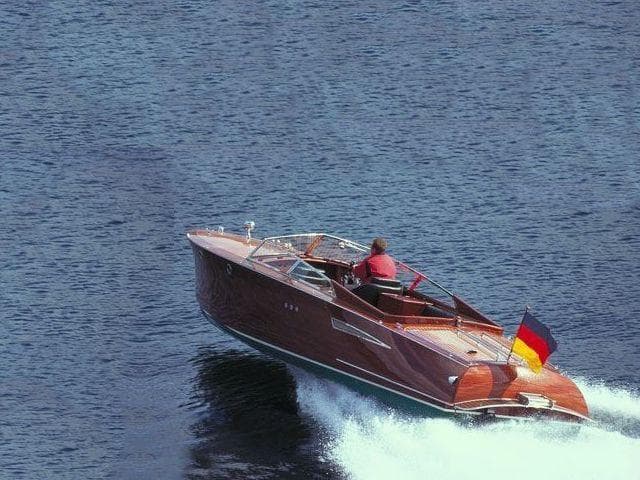 1994 Royal Dolvik 32 Runabout - 24