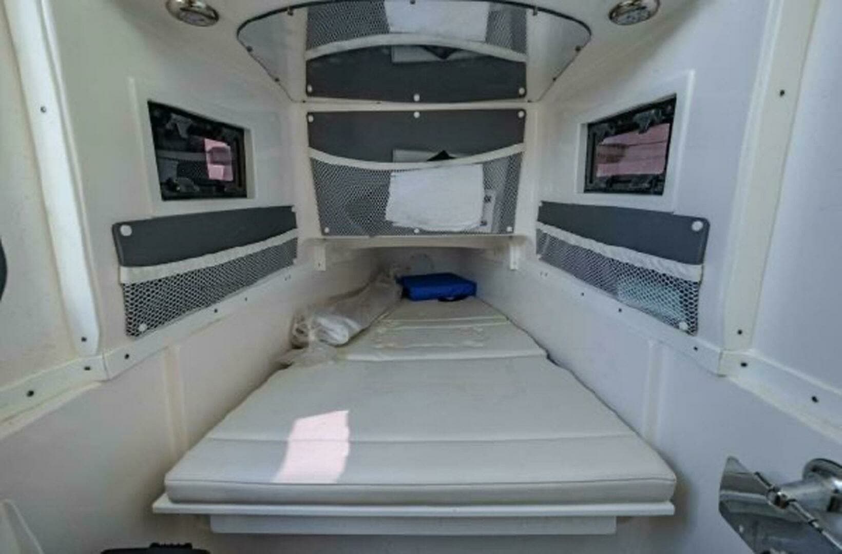 2020 Tidewater 320 CC Adventure - Image 13