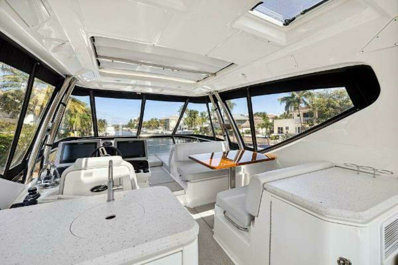 2018 Sea Ray L590 Fly - Image 33