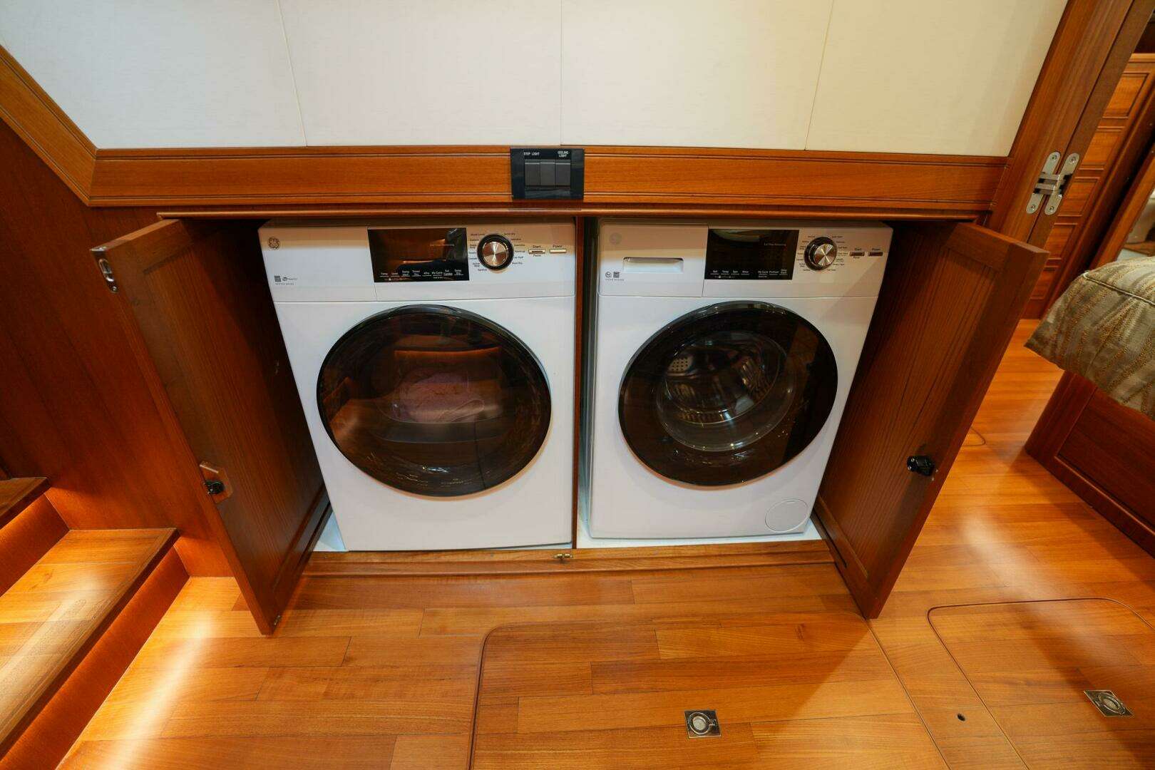 2022 Marlow Explorer 62E-CB - Image 33