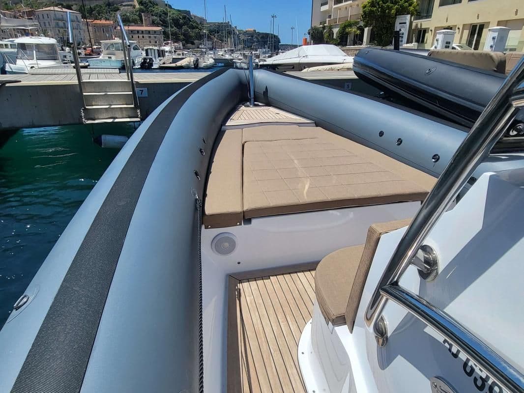 Seawater Phantom 300