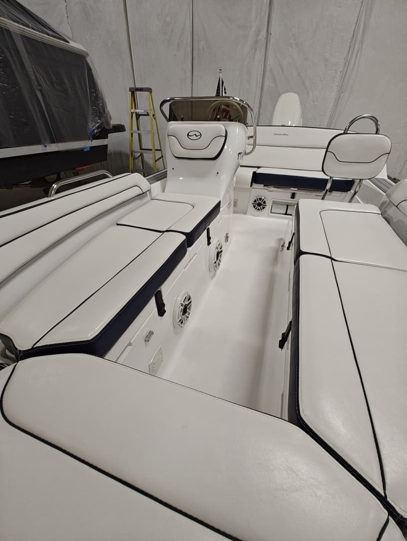 2019 Walker Bay Generation 525 DLX - Image 4
