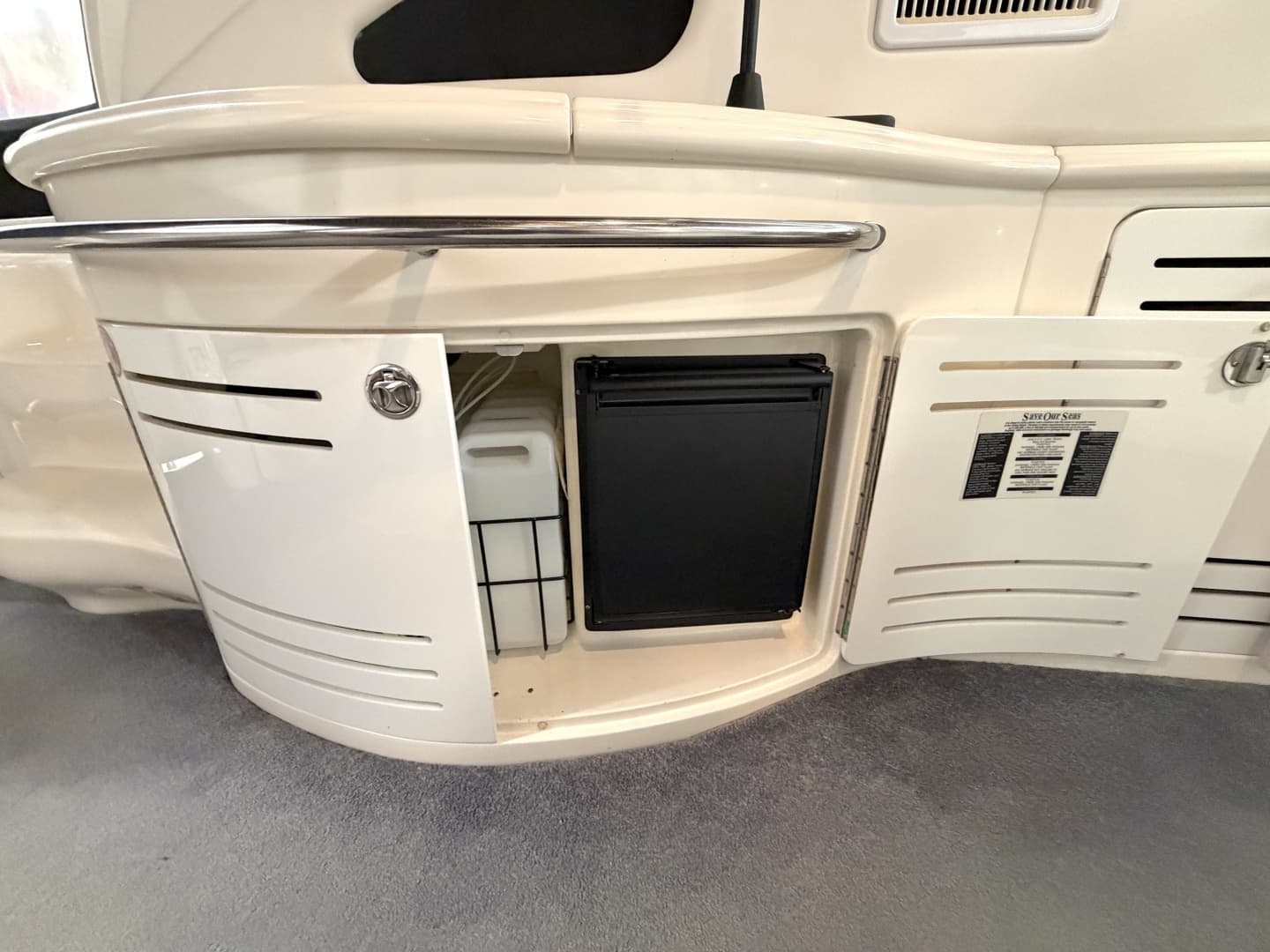2001 Sea Ray 510 Sundancer 800 CAT - Image 17