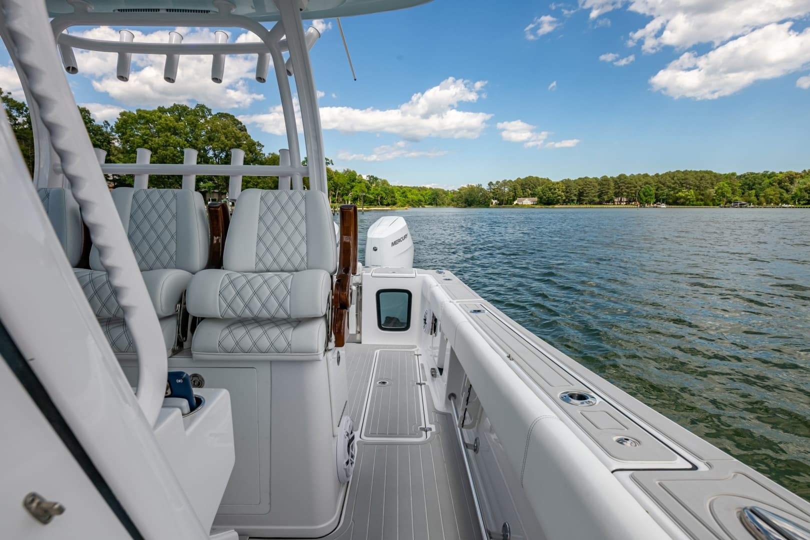 2023 Sportsman Open 352 Center Console - Image 43