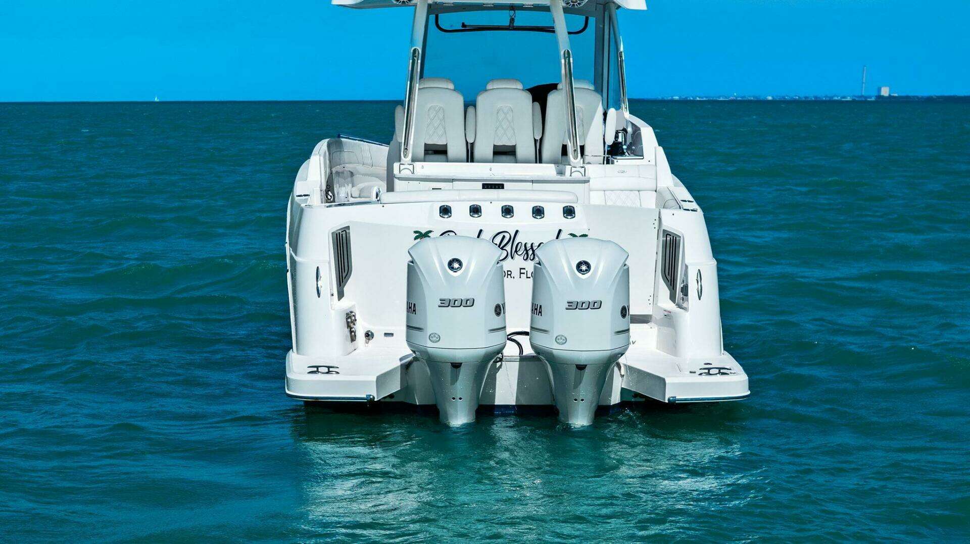 2020 Regal 33 SAV - Image 13
