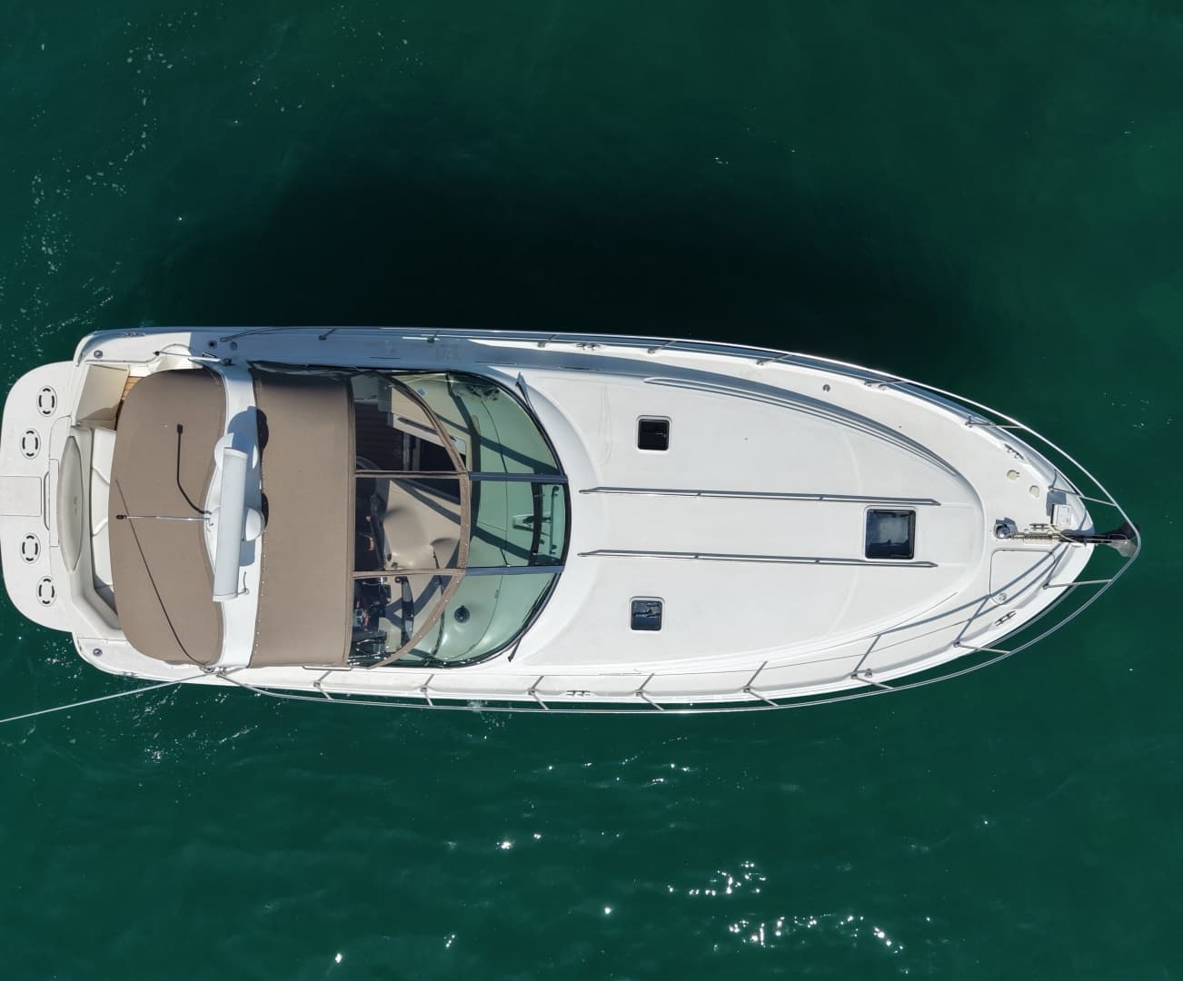 1999 Sea Ray 38 Sundancer - Image 5