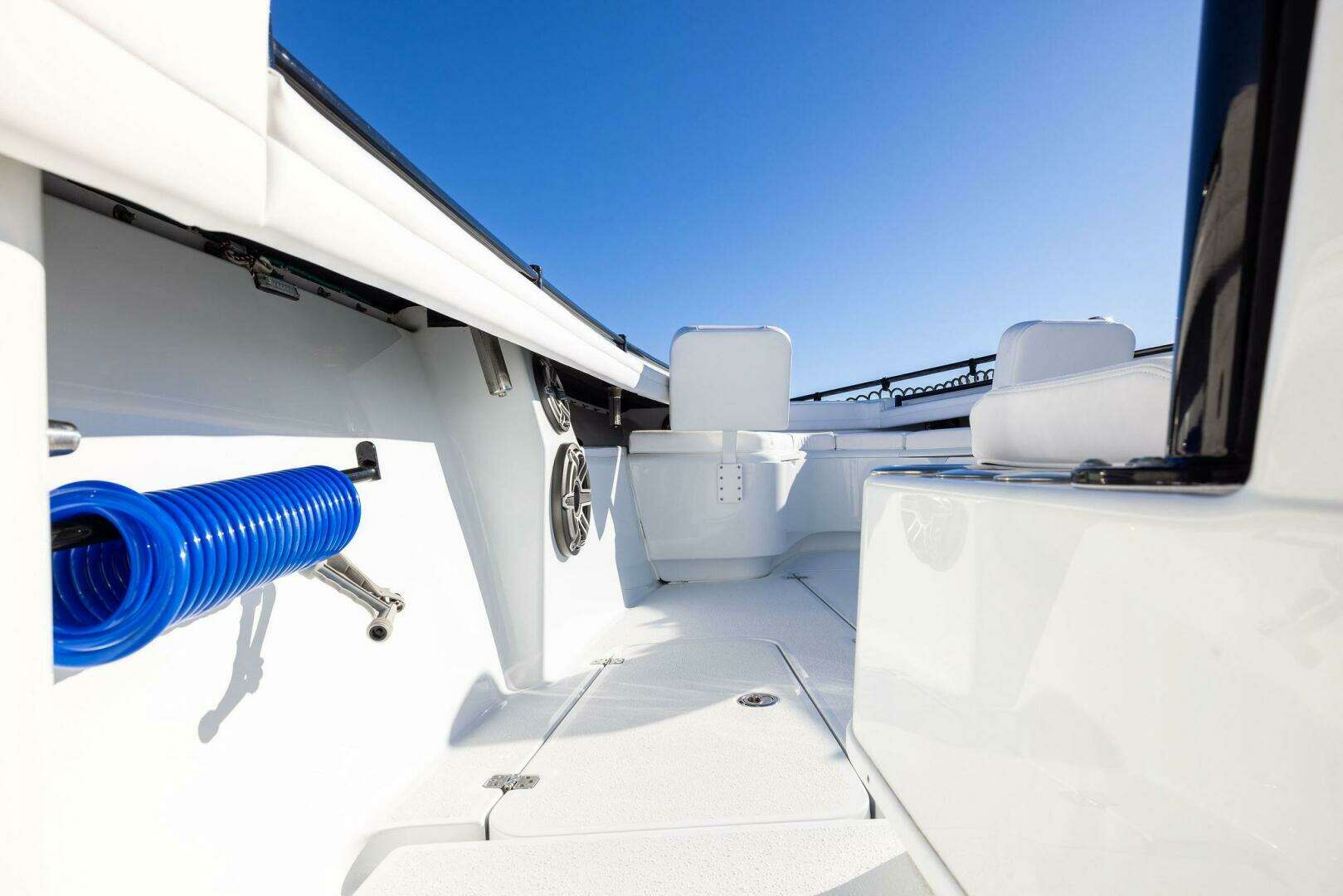 2023 Yellowfin 32 Offshore - Image 56